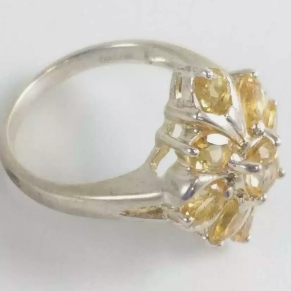 VINTAGE STERLING CITRINE RING. Estate sale piece signed CNA - Picture 7 of 8